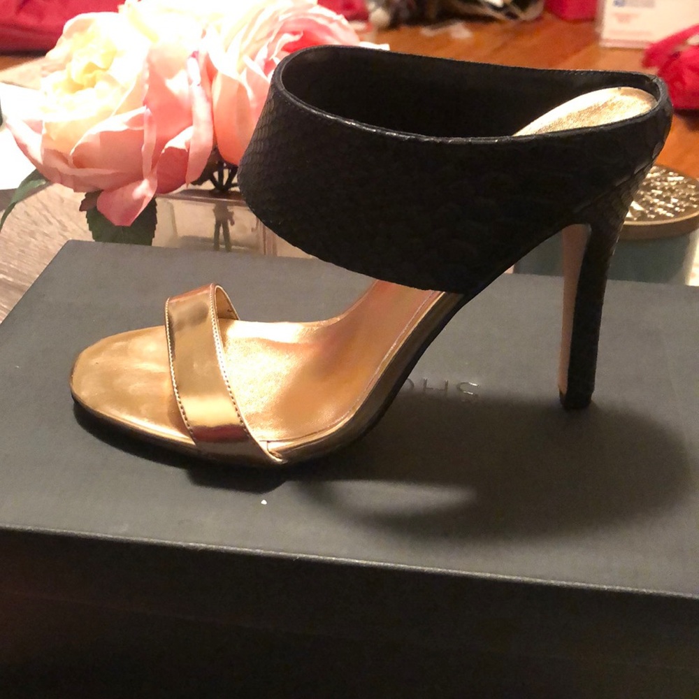 Shoemint | Josie Black and Rose Gold Heels